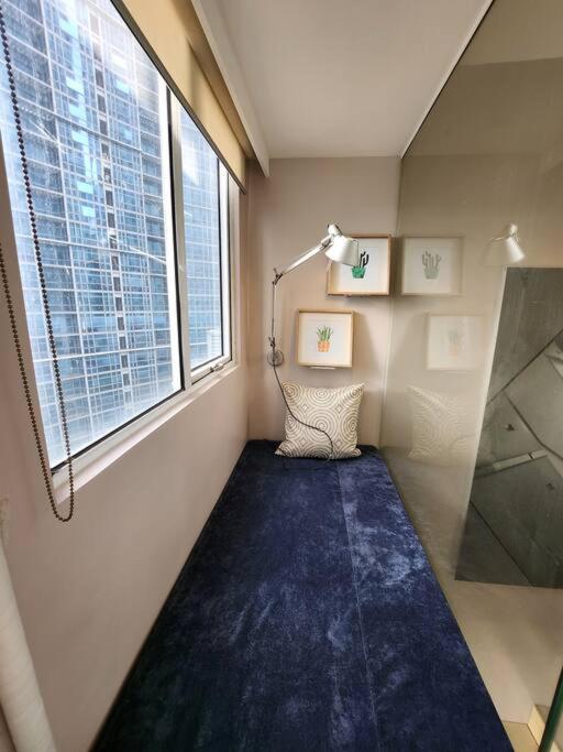 Enjoy Bgc Sunset And Golf Course View 2 Bedroom Loft With 100Mbps Internet Connection Manila Ngoại thất bức ảnh